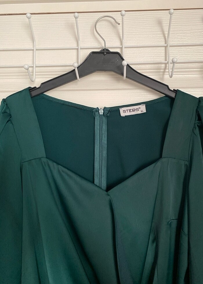 Yeşil saten abiye elbise - Görsel 5