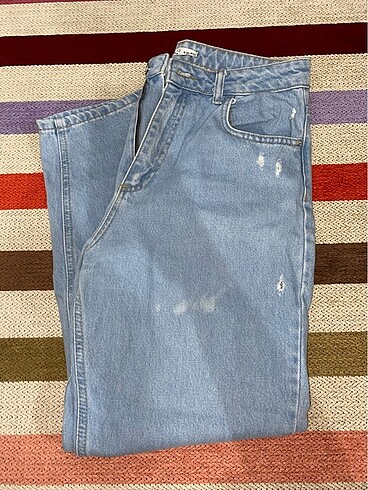 Buz mavisi yırtık desenli kot pantolon - Görsel 2