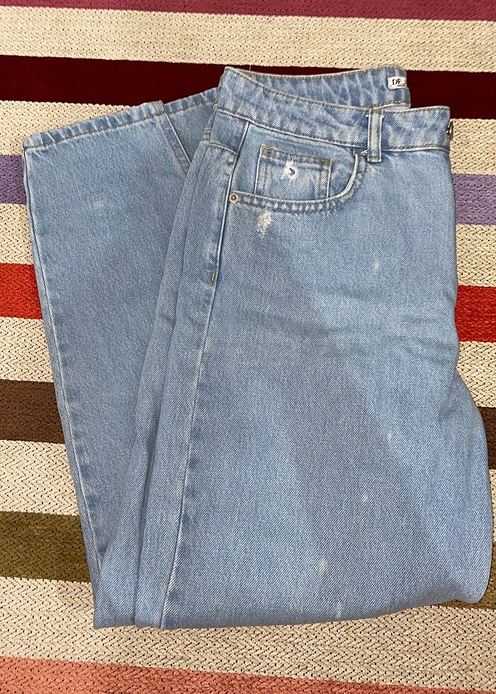 Buz mavisi yırtık desenli kot pantolon - Görsel 3