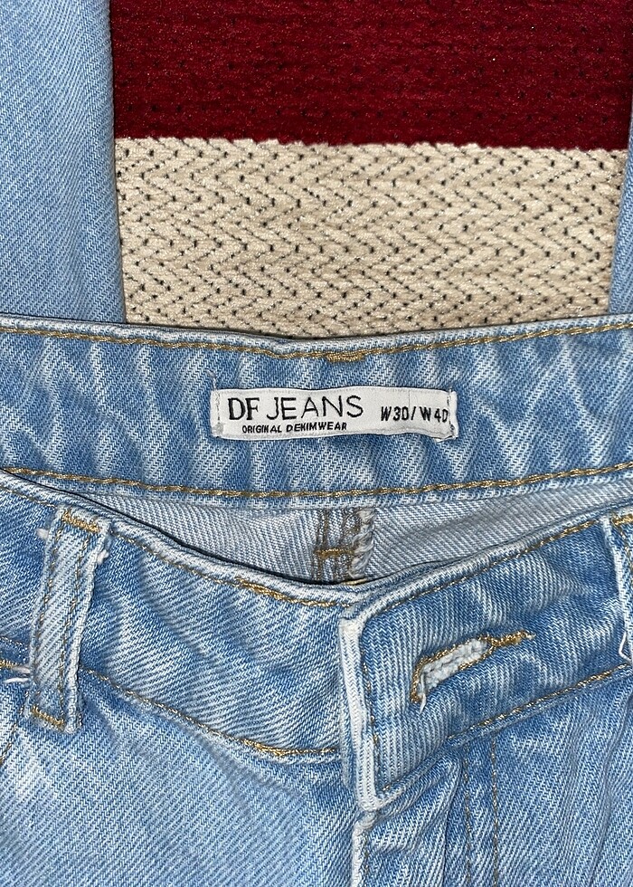 Buz mavisi yırtık desenli kot pantolon - Görsel 5