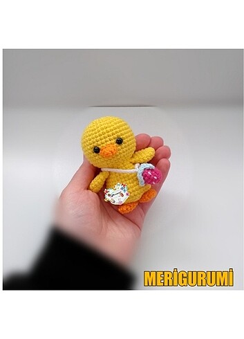 Amigurumi Çilek Çantalı Civciv 