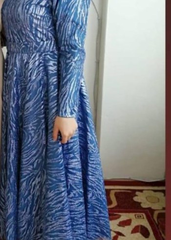 Abiye Mavi Zebra Desenli Uzun Abiye Elbise simli