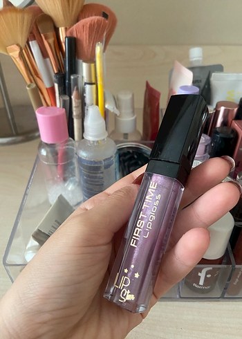 First time lila gloss