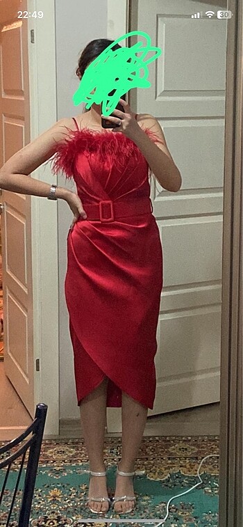 Oleg Cassini Söz nişan elbisesi kırmızı midi abiye elbise