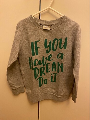 Sweatshirt