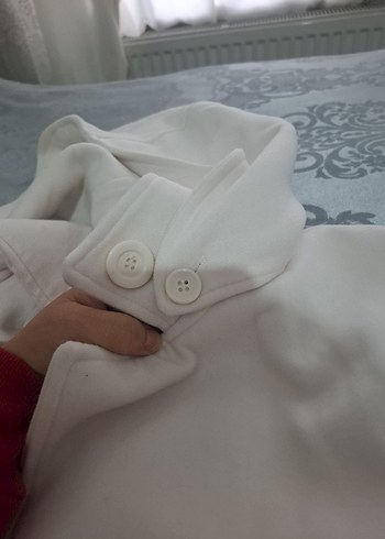 Düğmeli Beyaz Midi Kadın Kaban - Görsel 4