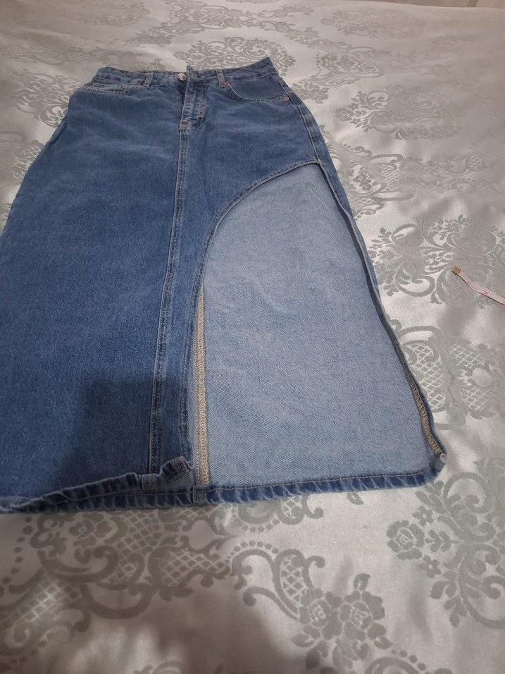 Yırtmaç Detaylı Uzun Mavi Denim Etek - Görsel 5