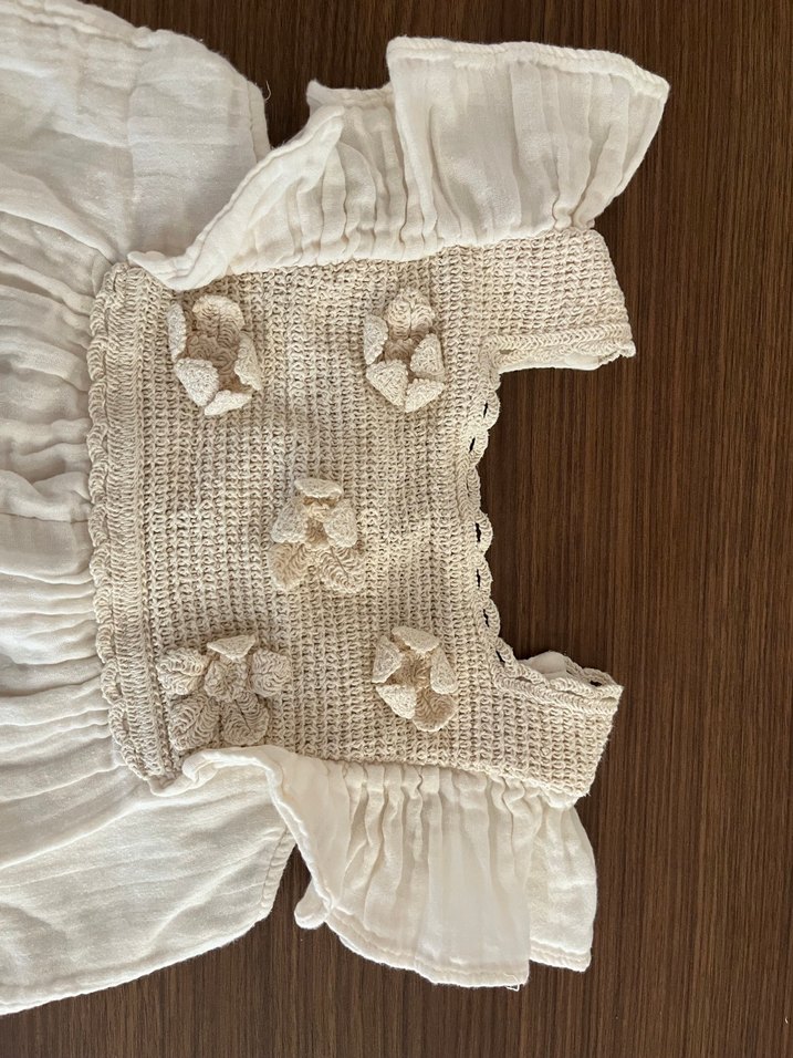 Nakışlı Fırfırlı Beyaz Bebek Kız Tulum - Görsel 3