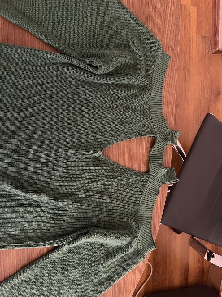 Uzun Kollu V Yaka Triko Midi Elbise - Görsel 3