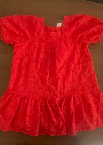 Kız Çocuk Kırmızı V Yaka Nakışlı Elbise - Görsel 2