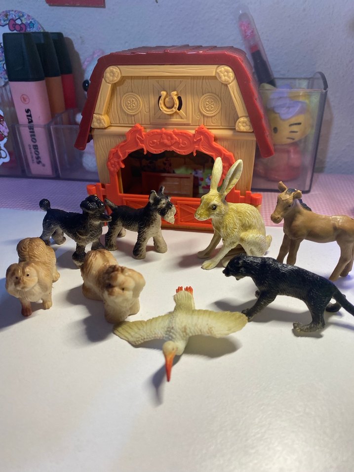 Kahverengi Tavşan ve Hayvan Figürleri Seti - Görsel 2