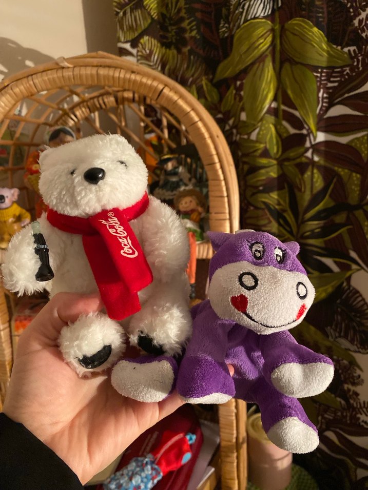 Beyaz Coca-Cola Ayıcık ve Mor Peluş Oyuncak - Görsel 3