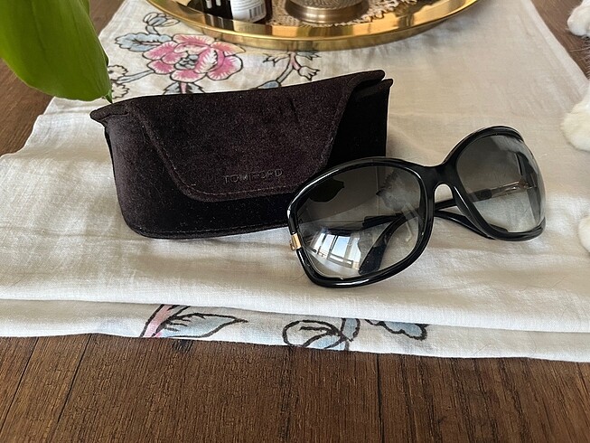 Tom Ford güneş gözlüğü
