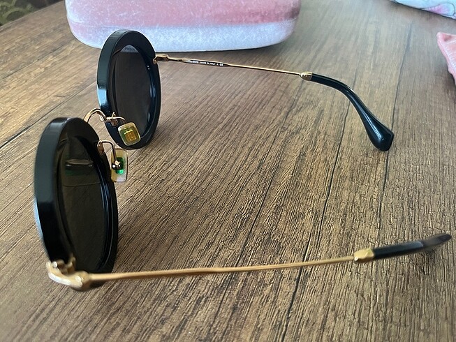 Miu Miu Miu miu güneş gözlüğü