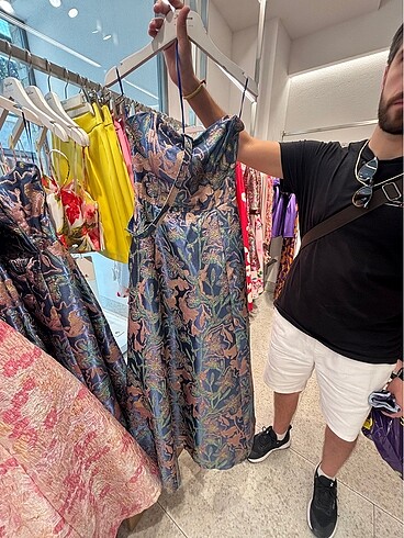 xs Beden Adil Işık- Mert Aslan Elbise