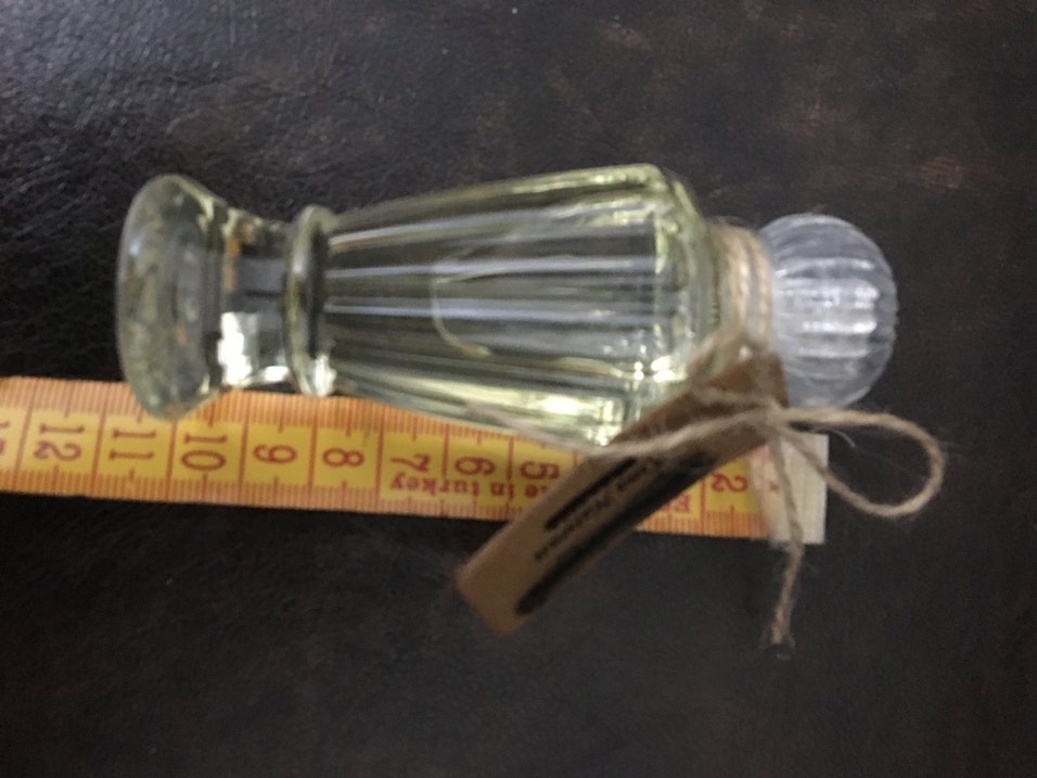 10 TL hediyelik kolonya Şişesi - Görsel 4