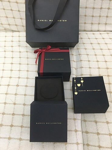 Daniel Wellington Daniel Wellington bileklik kutusu