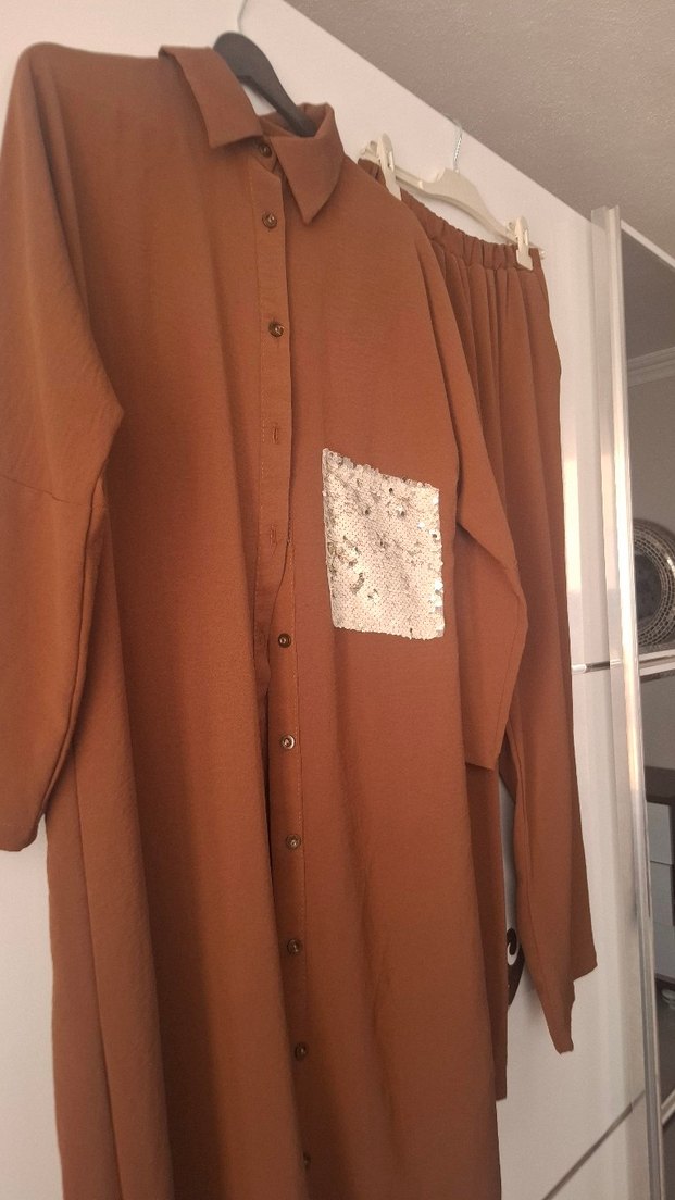 Düğmeli Uzun Kahverengi ikili takım - Görsel 3