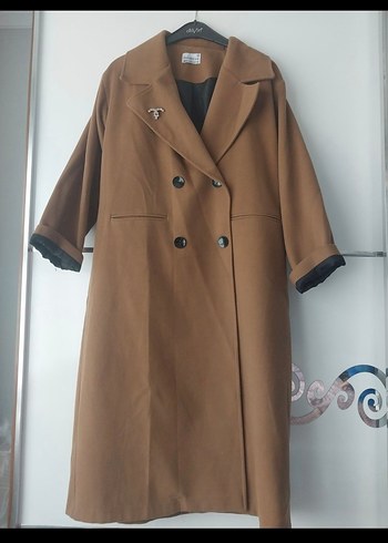 Bej Uzun Düğmeli Kadın Kaban - Görsel 2