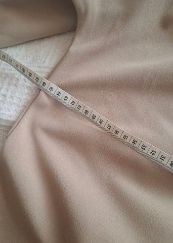 Zincir Detaylı Bej Uzun Tunik - Görsel 6