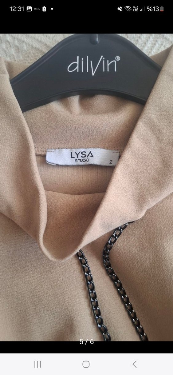 Zincir Detaylı Bej Uzun Tunik - Görsel 5