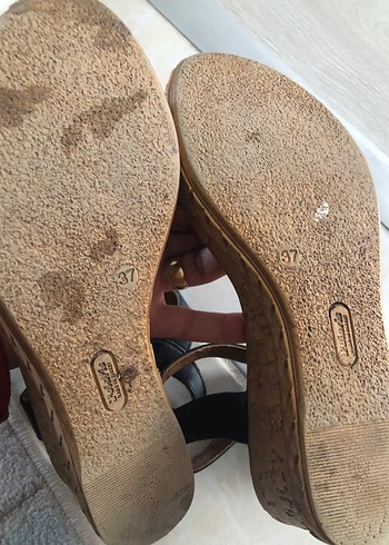 Siyah topuklu ayakkabı - Görsel 5