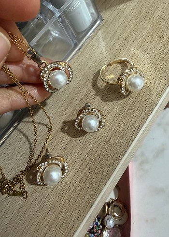 Accessorize Altin Renkli Boncuklu Vintage Taki Seti