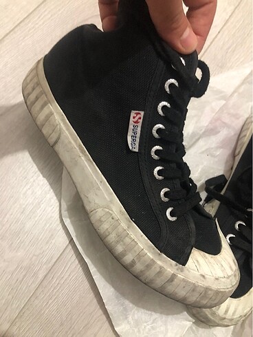 Siyah converse