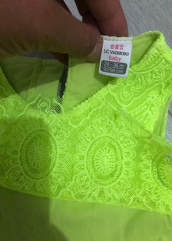 LC Waikiki Bebek Yeşil Dantel Detaylı Kolsuz elbise