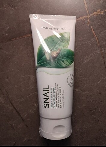 Nature Republic Snail Cleansing Foam