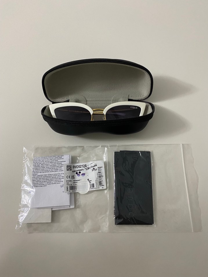 Vogue Kadın Güneş Gözlüğü 0VO5212S - Görsel 3