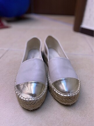 Gold, hasır tabanlı espadril