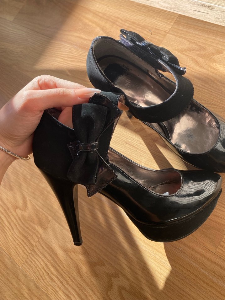 Kadın Siyah Gotik Platform Topuklu Ayakkabı - Görsel 2