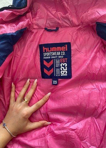 Kadın Lacivert Kapüşonlu Kışlık Mont - Görsel 2