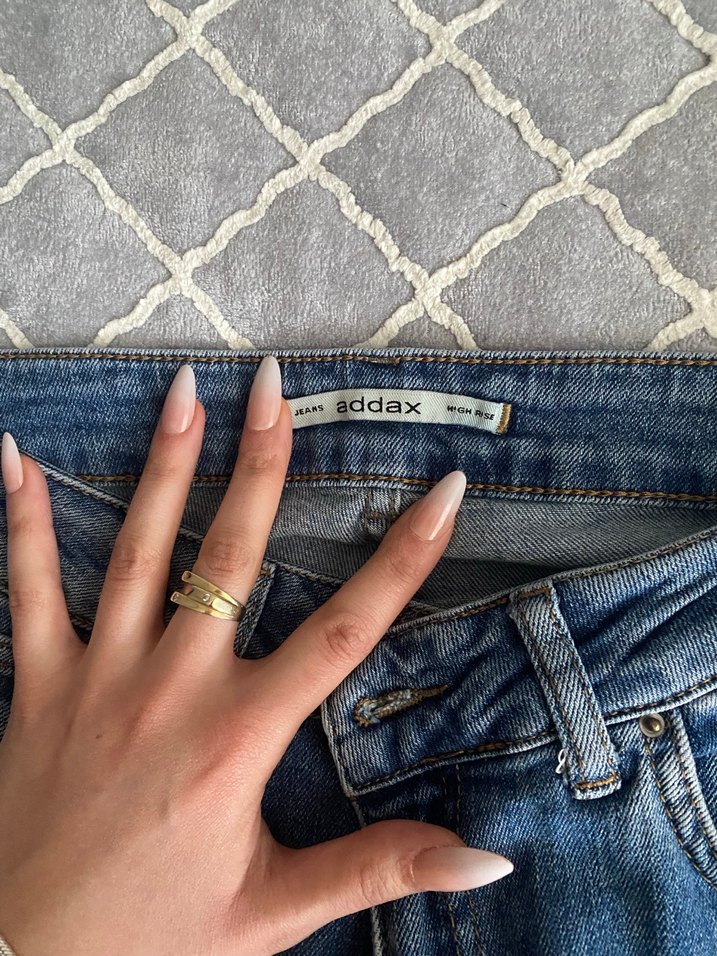 Kadın Mavi Yırtık Dar Paça Jean - Görsel 5