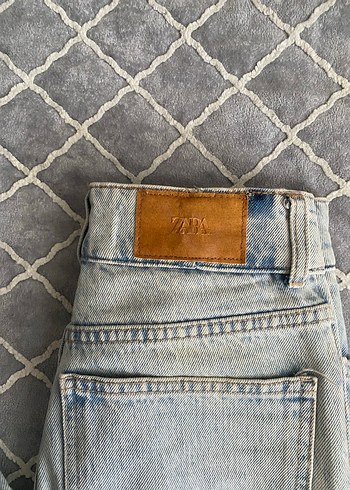 Mavi Batik Desenli Salaş Kadın Jean - Görsel 4