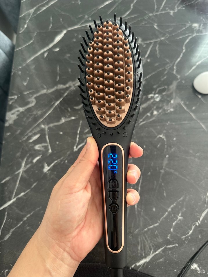 Siyah Elektrikli Saç Düzleştirici Tarak - Görsel 2