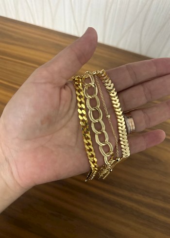 Altın Renkli Zincir Detaylı Kadın Bileklik Seti - Görsel 4