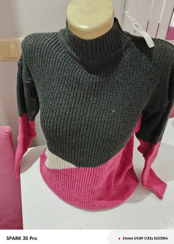 Gri Pembe Renk Bloklu Balıkçı Yaka Kadın Kazak - Görsel 3