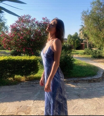 Zara mavi desenli saten slip elbise