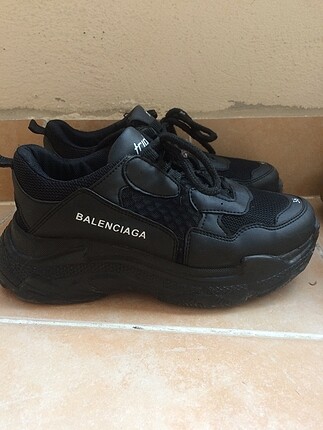Balenciaga ayakkabı