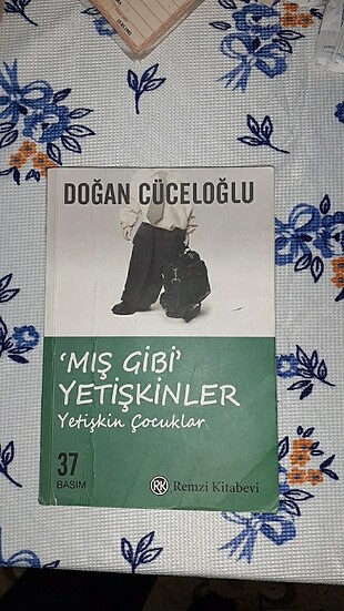 Mış gibi yetişkinler adlı rehber kitabı