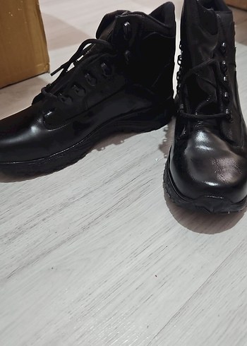 Siyah Bağcıklı Erkek bayan bot - Görsel 3