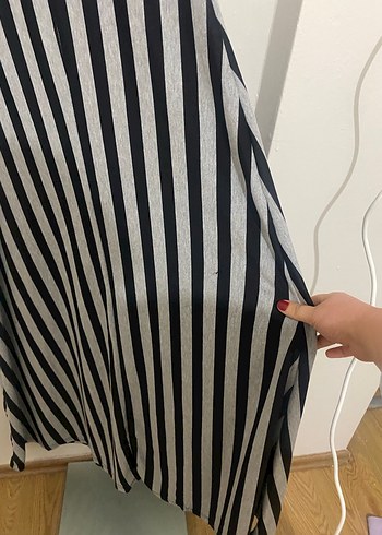 Gri Çizgili Uzun Hamile Elbisesi - Görsel 3