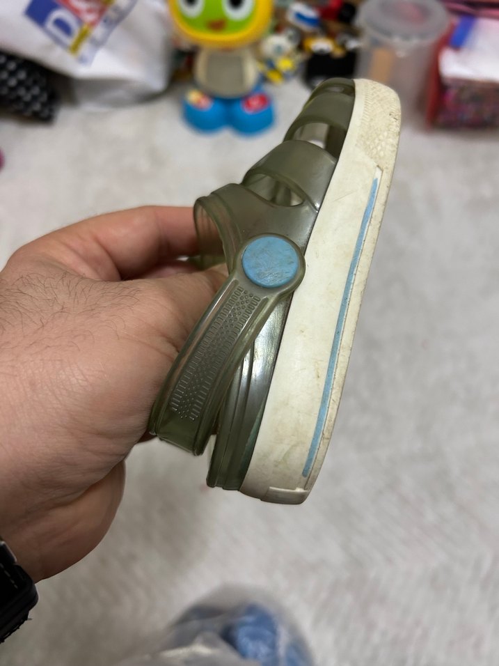 Igor 24 numara sandalet - Görsel 4