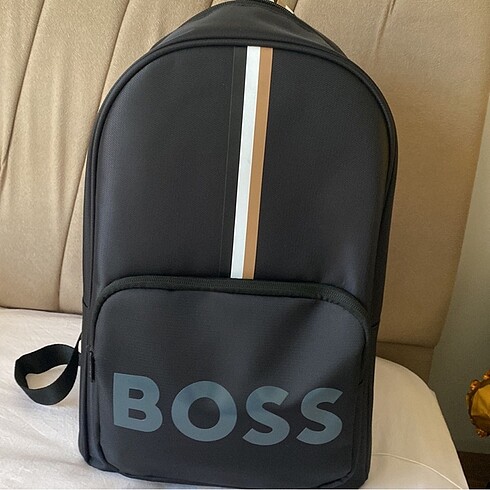 Boss sırt çantası ????