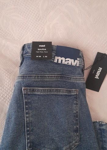 Mavi Jeans Gri Tokalı Mavi Midi Boy Kadın Kot Pantolon