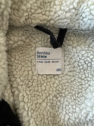 xs Beden Bershka siyah kot ceket