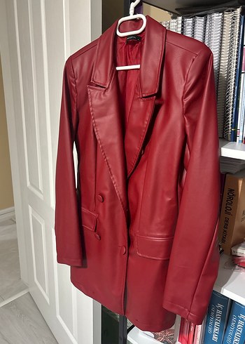 Kadın Kırmızı Deri Düğmeli Midi Blazer - Görsel 7