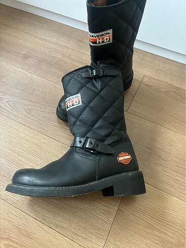 43 Beden siyah Renk Orjinal Harley Davidson